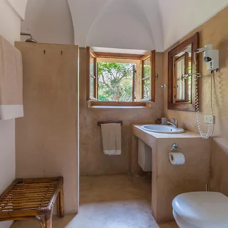 Relais Euterpini * San Michele (Pantelleria)