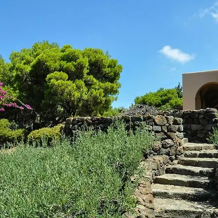 Relais Euterpini * San Michele (Pantelleria)