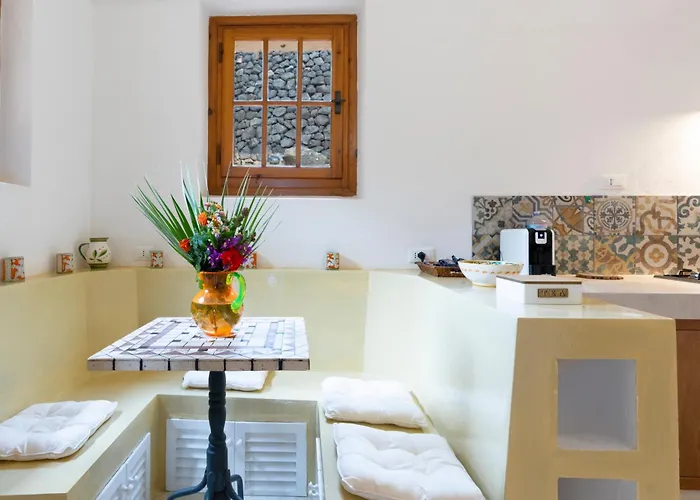 Relais Euterpini * San Michele (Pantelleria)