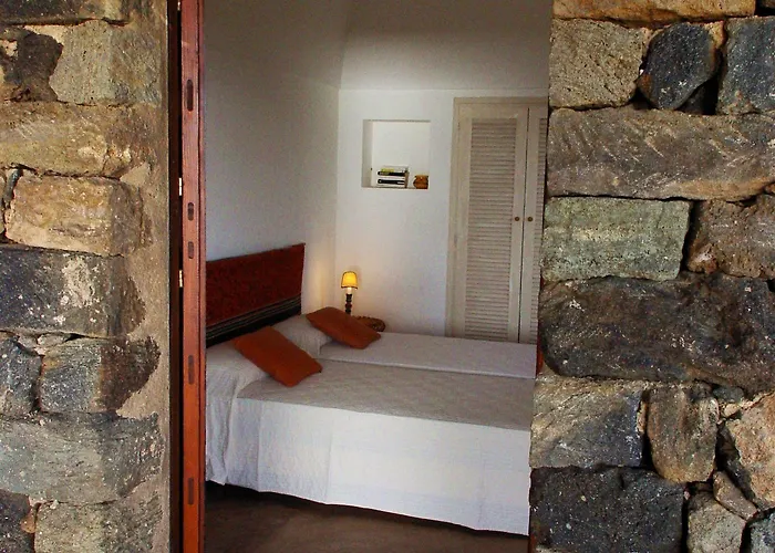 Relais Euterpini * San Michele (Pantelleria)